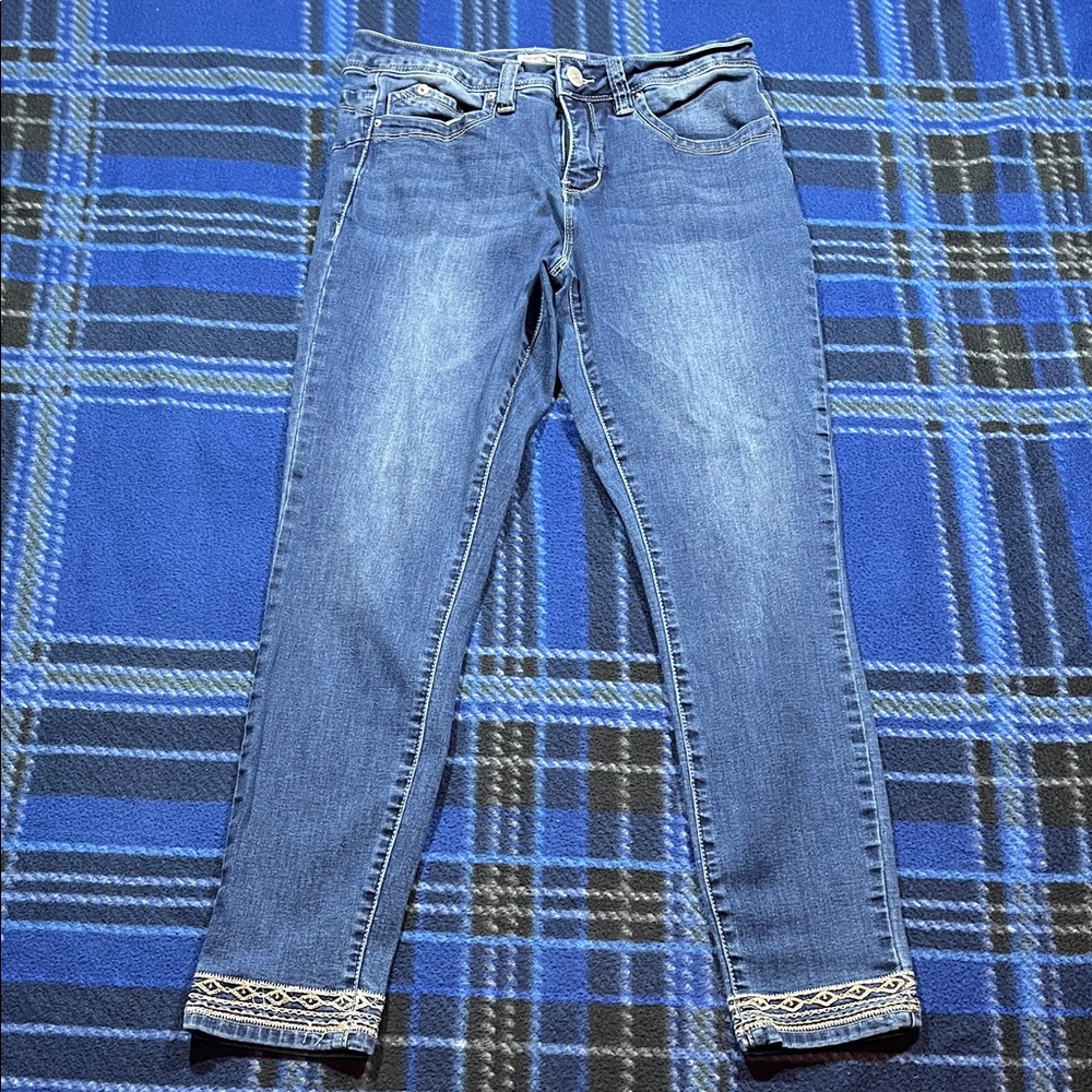 Royalty For Me Skinny Ankle Cut Blue Jeans - Size 8